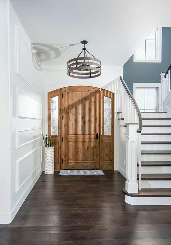 Knotty Alder Entry Door Sets the Tone Before You Step Inside