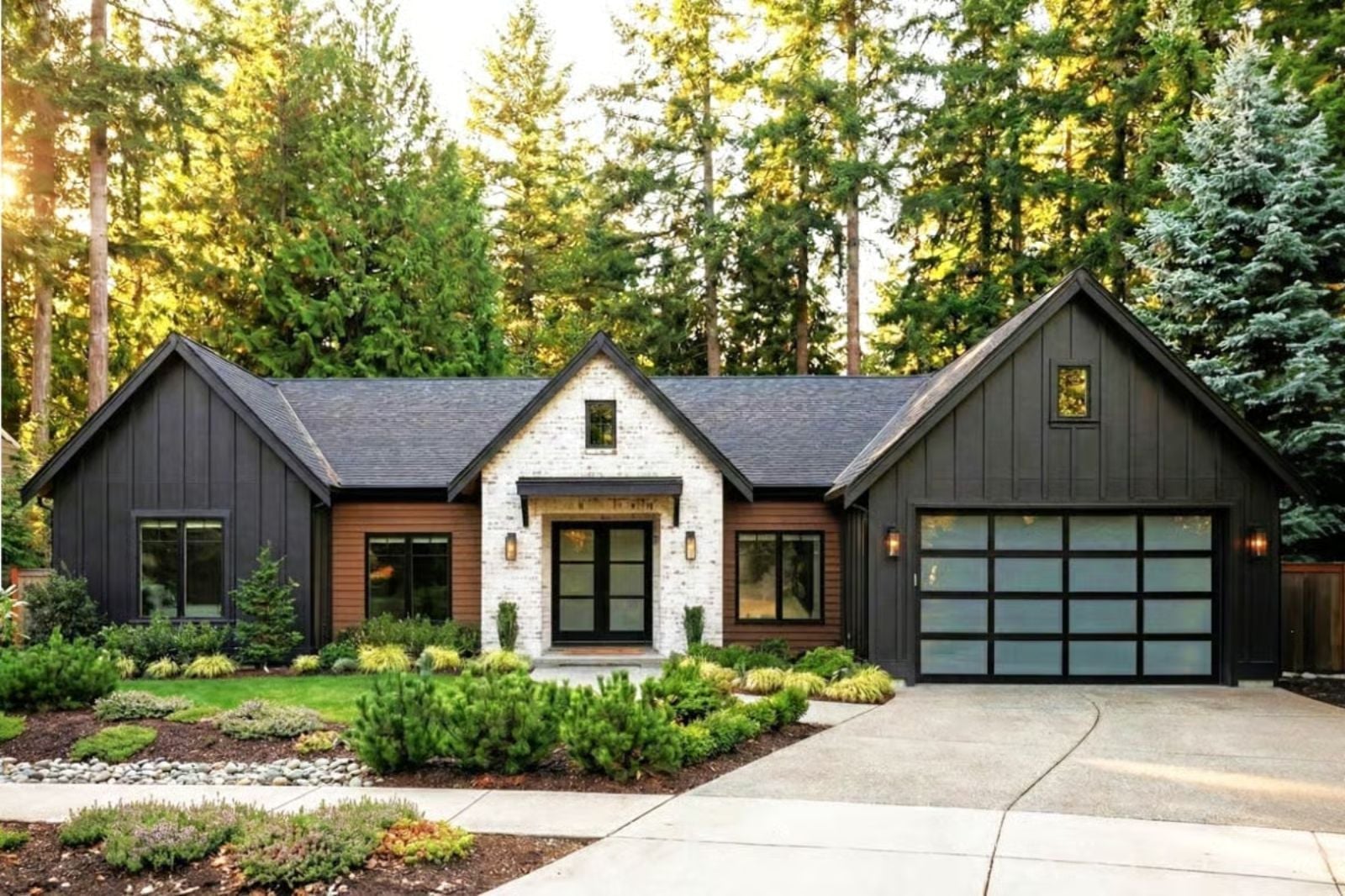 Briarhollow 3-Bedroom Contemporary Cottage with Open-Concept Great Room Designed for Families Who Refuse to Live in a Cookie-Cutter Subdivision (Floor Plan)