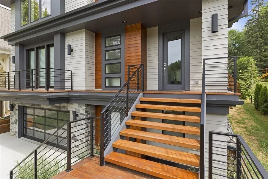 Cedar and Steel Make a Case for Skipping the Traditional Front Door Entirely