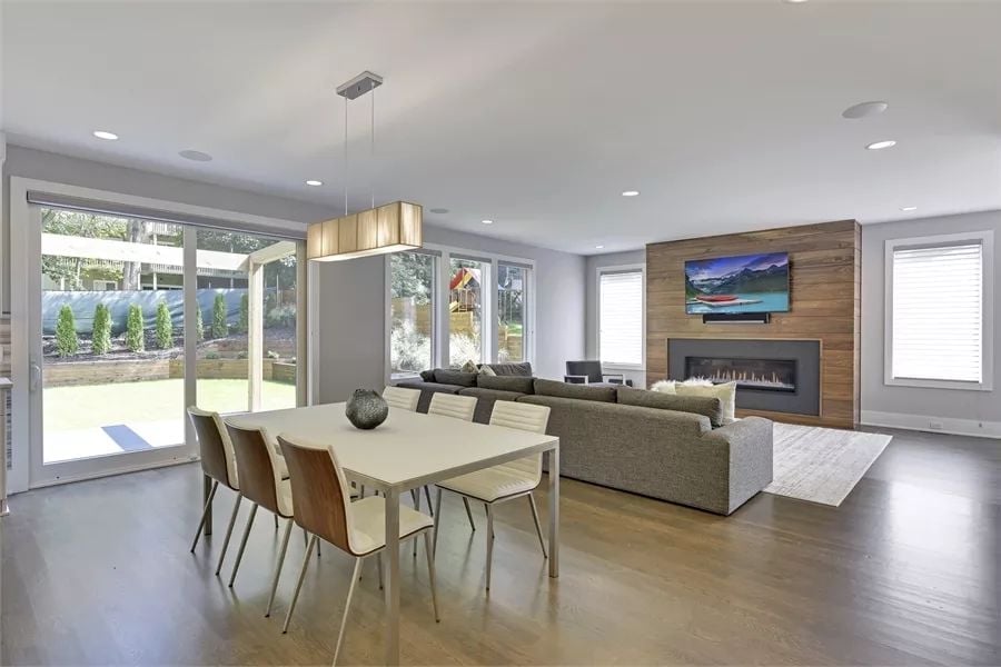 Open-Plan Living Where the Fireplace Wall Does the Heavy Lifting
