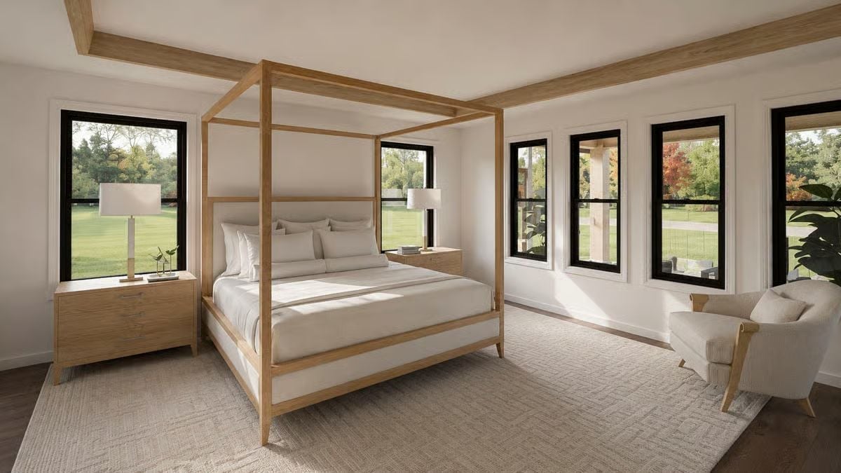 Four-Post Frames and Ceiling Beams Pull This Master Bedroom Into Focus