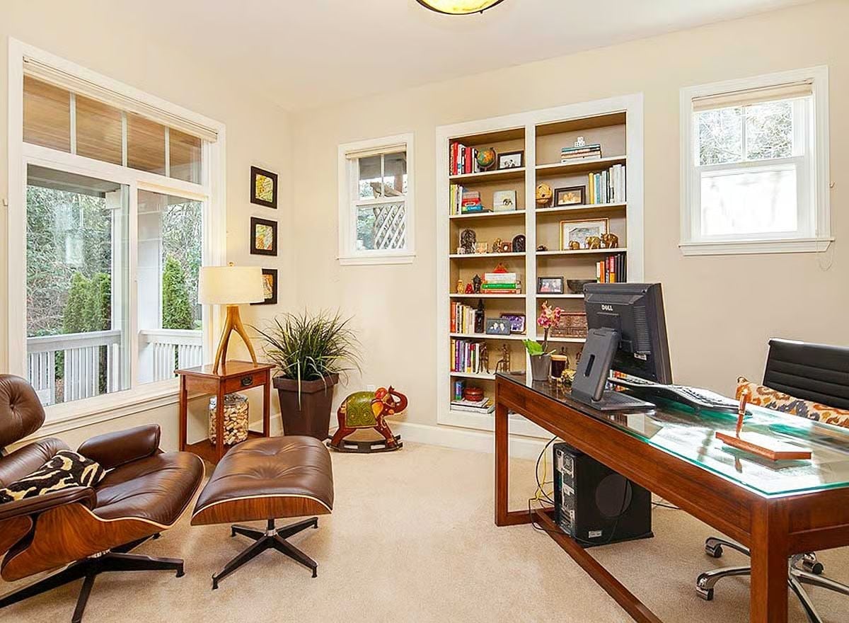 Mid-Century Lounge Chair Earns Its Place in a Home Office That Actually Works