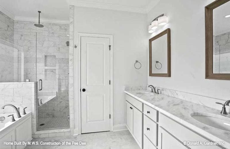 Marble and Glass in a Primary Bath That Earns Its Square Footage