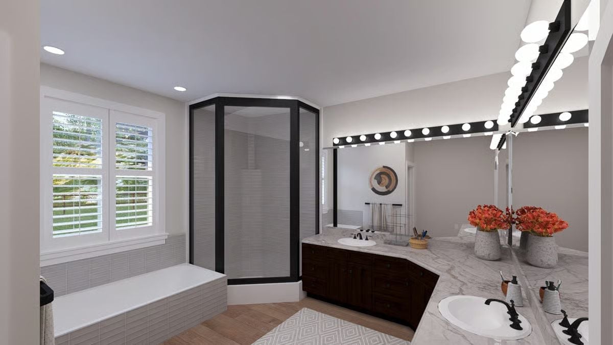 Hollywood Mirror Lighting Above a Vanity That Actually Has Counter Space