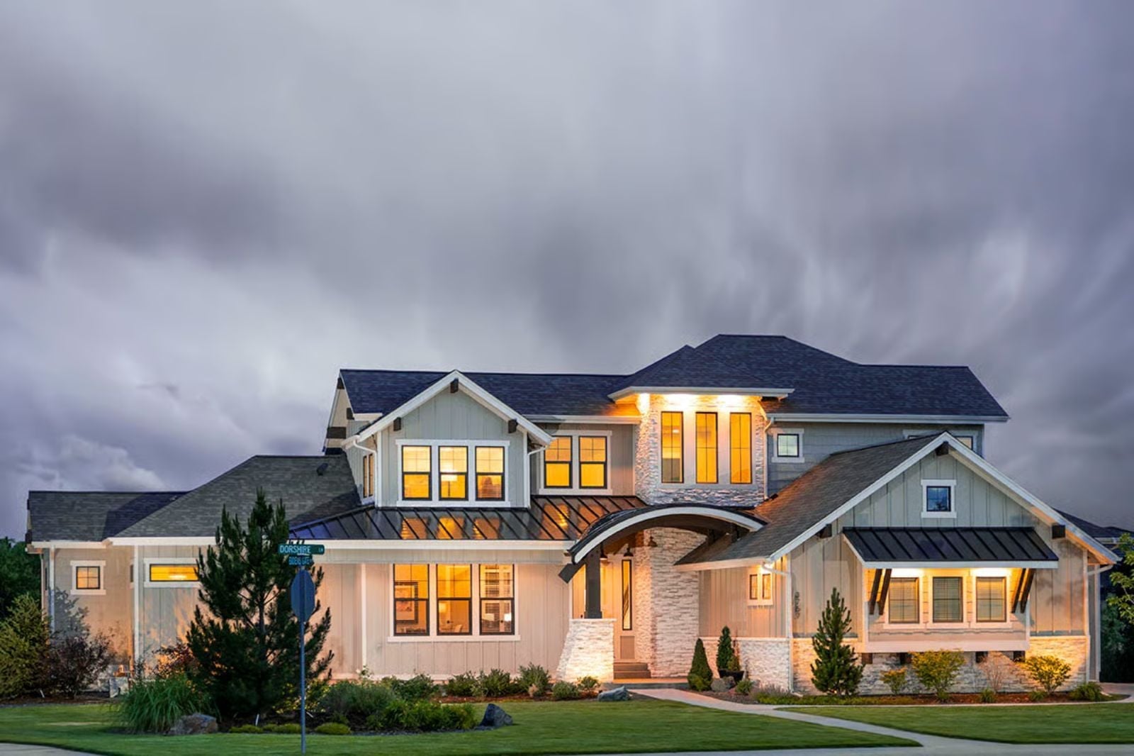 Ironwood Summit 4-Bedroom Craftsman with Main-Floor Primary Suite Designed for Families Who Actually Like Spending Time Together (Floor Plan)