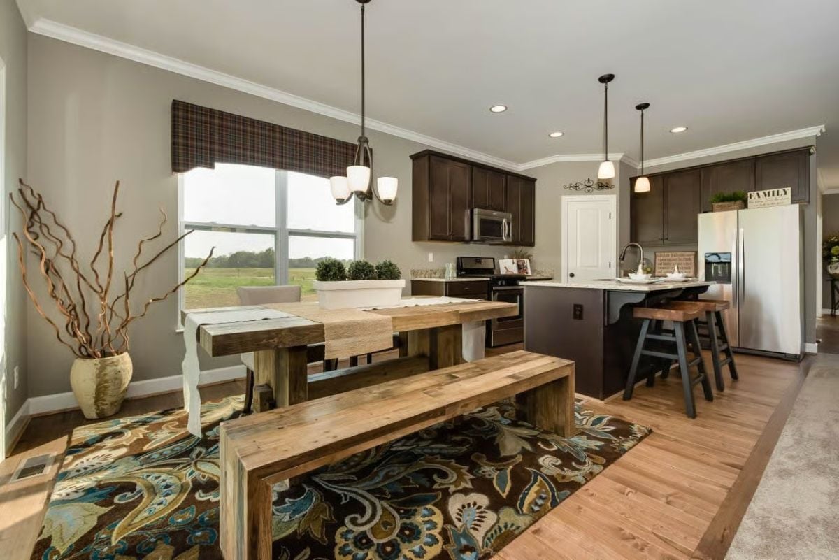 Reclaimed Wood Bench Seating Pulls This Open-Plan Dining Area Back to Earth