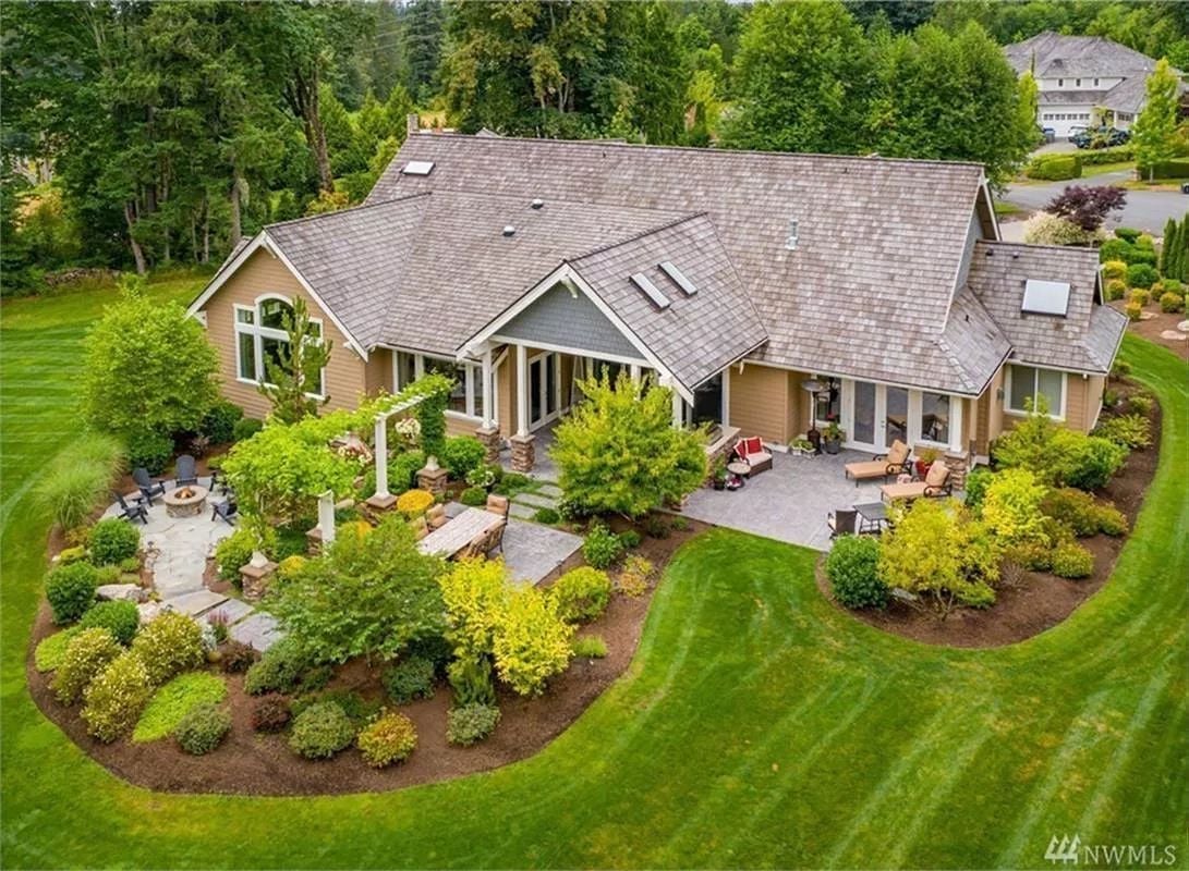 Craftsman Backyard Where the Fire Pit and Patio Pull Equal Weight