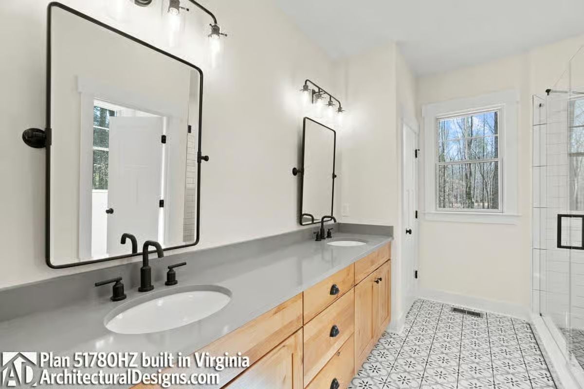 Matte Black Hardware and a Gray Quartz Counter Do the Heavy Lifting Here