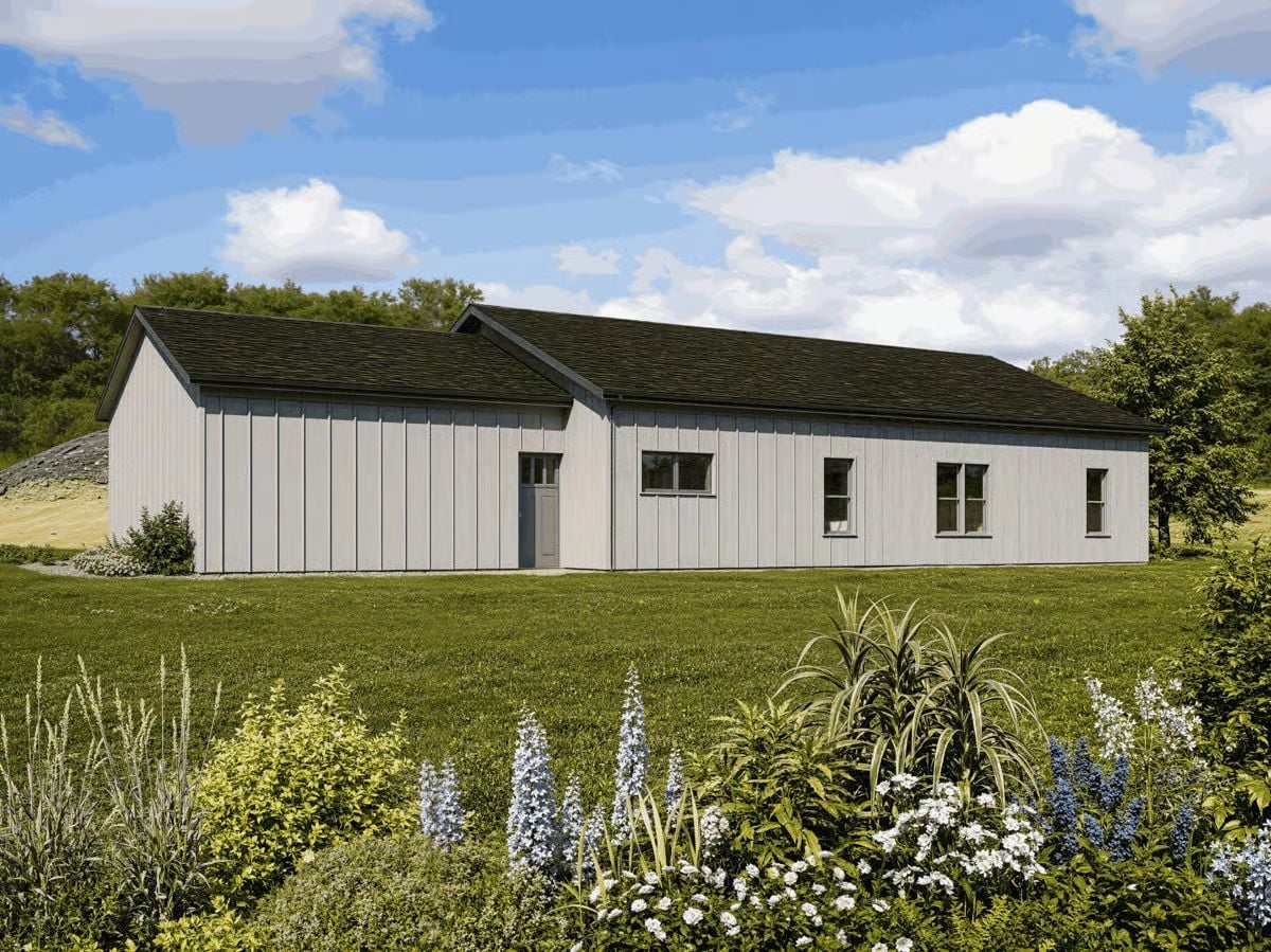 Board-and-Batten Barndo Exterior Built for Wide-Open Land