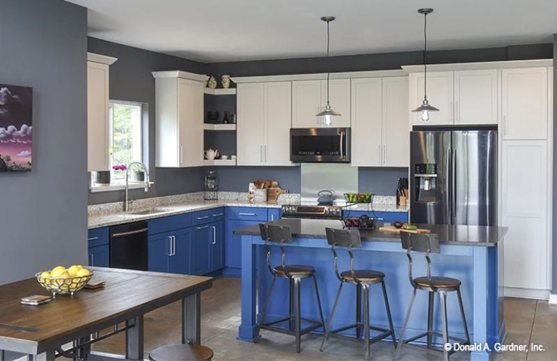 Bold Color Choice in the Lower Cabinets That Actually Pays Off
