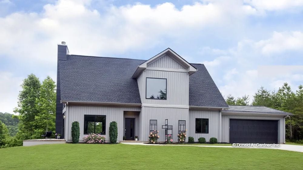 Gambrel Roof, Dark Trim, and a Farmhouse Exterior That Earns Its Curb Appeal