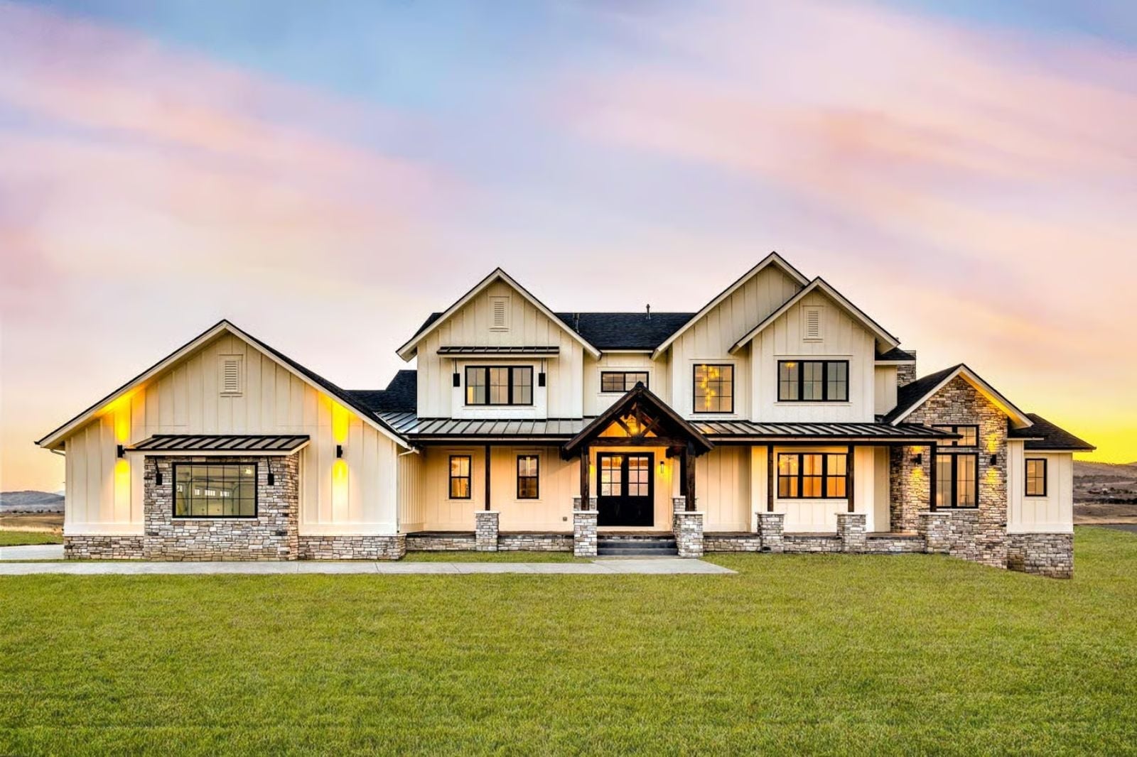 Ridgemont 5-Bedroom Mountain Craftsman with Finished Walkout Designed for Self-Made Homeowners Finally Building What They Always Wanted (Floor Plan)