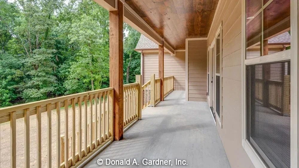 Covered Porch Railings Built for Mornings With No Particular Agenda