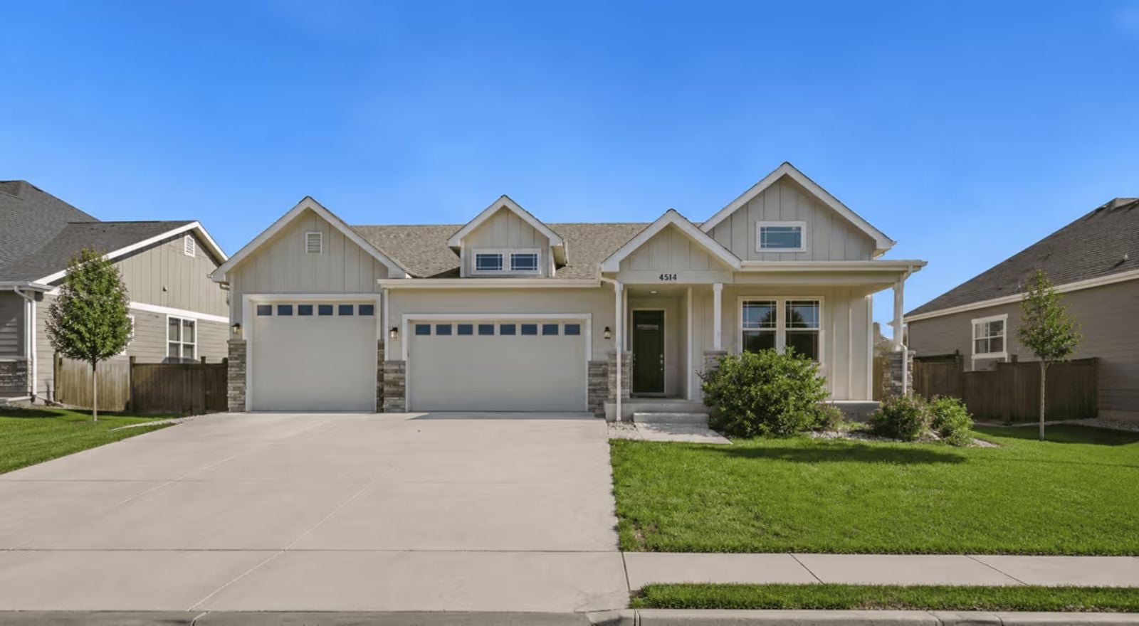 The Sandhurst 5-Bedroom Ranch with Finished Basement Designed for Empty Nesters Who Are Secretly Hoping the Kids Move Back (Floor Plan)