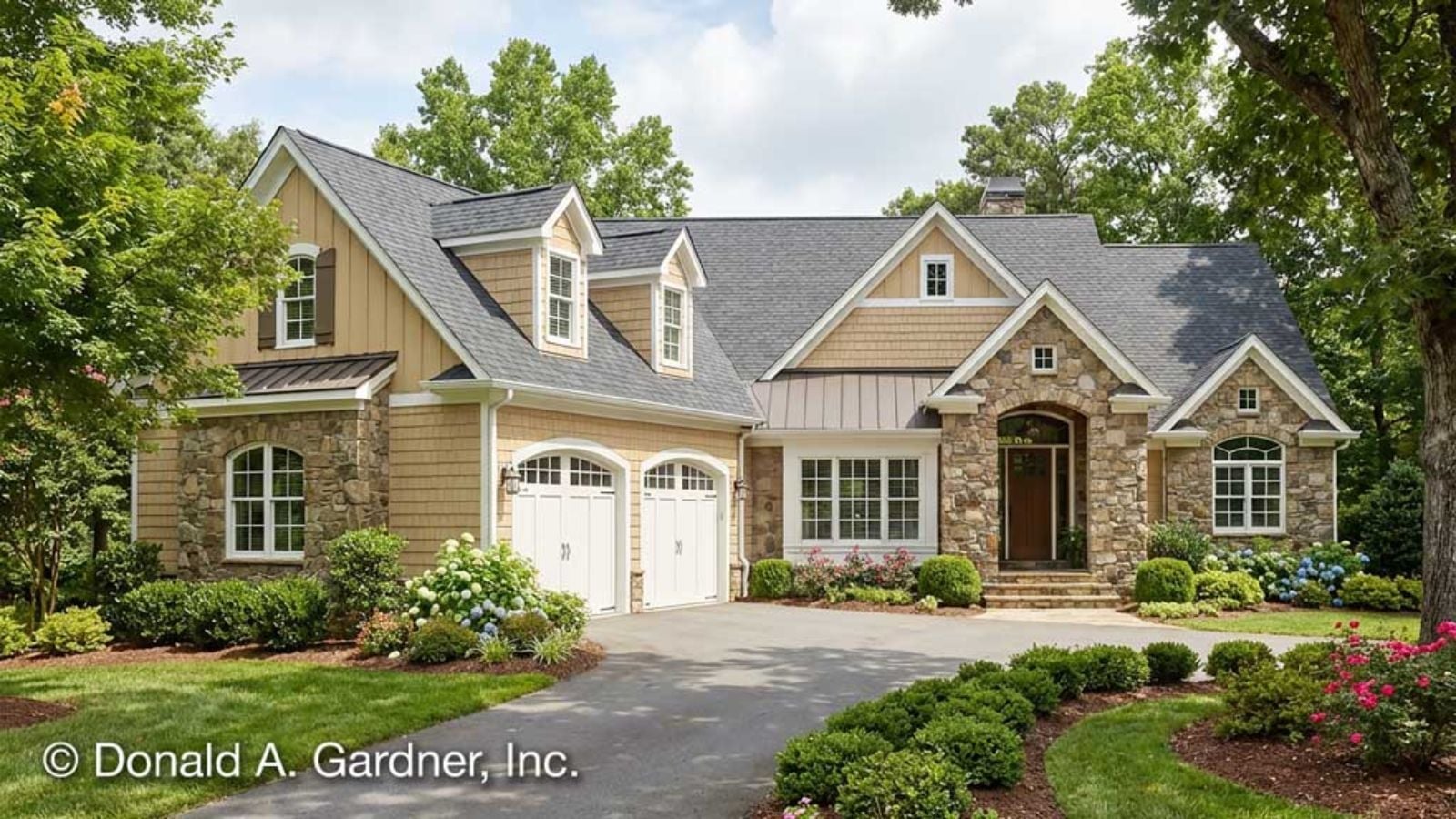 The Silvergate 4-Bedroom Craftsman with Walkout Basement Designed for Families with In-Laws Who Might Be Moving In Whether You Like It or Not (Floor Plan)