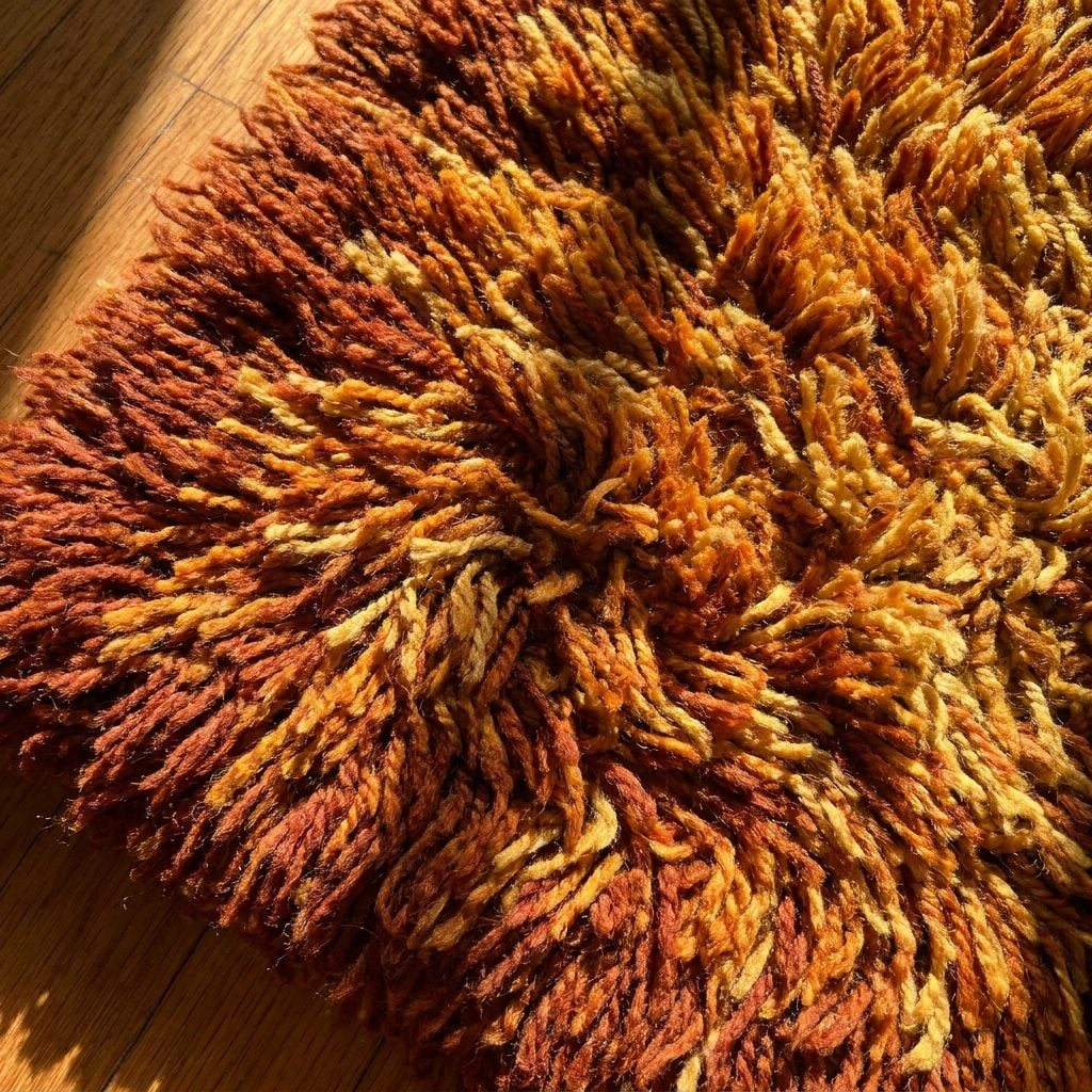 Wall-to-Wall Shag Carpeting: About $6 to $9 per Square Yard in 1978