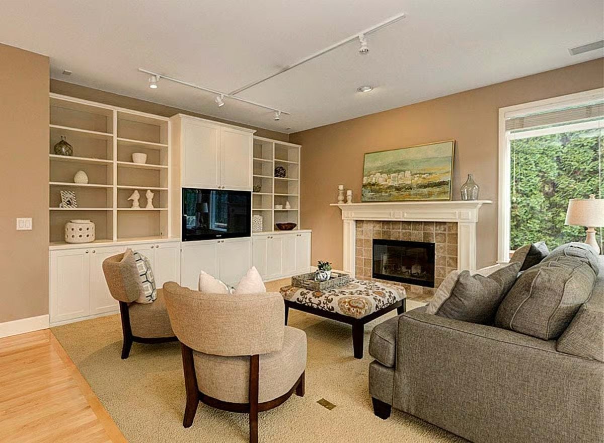 Built-Ins, a Fireplace, and Seating That Actually Invites You to Stay