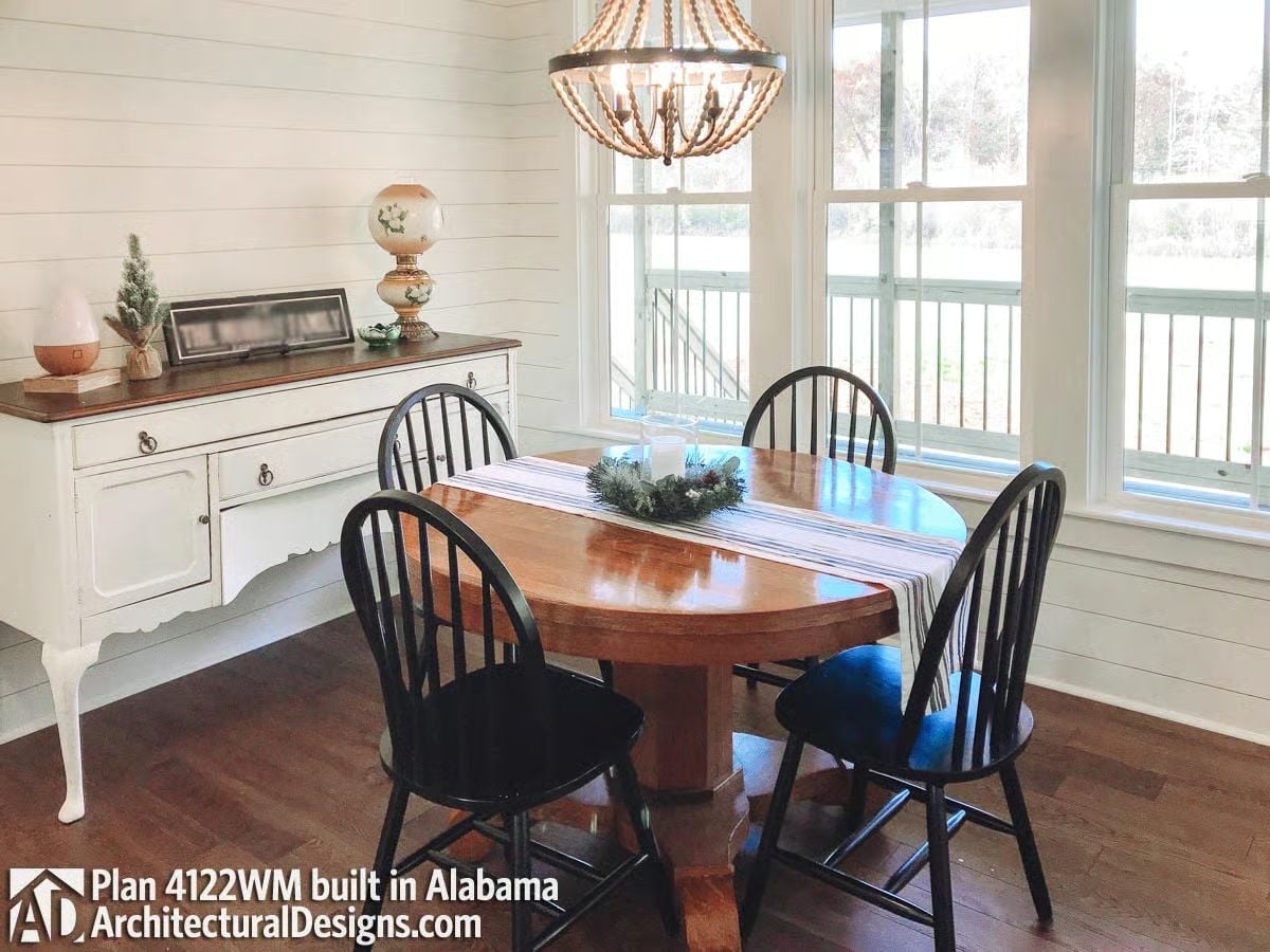 Beaded Chandelier and a Round Table That Keeps Everyone in the Conversation
