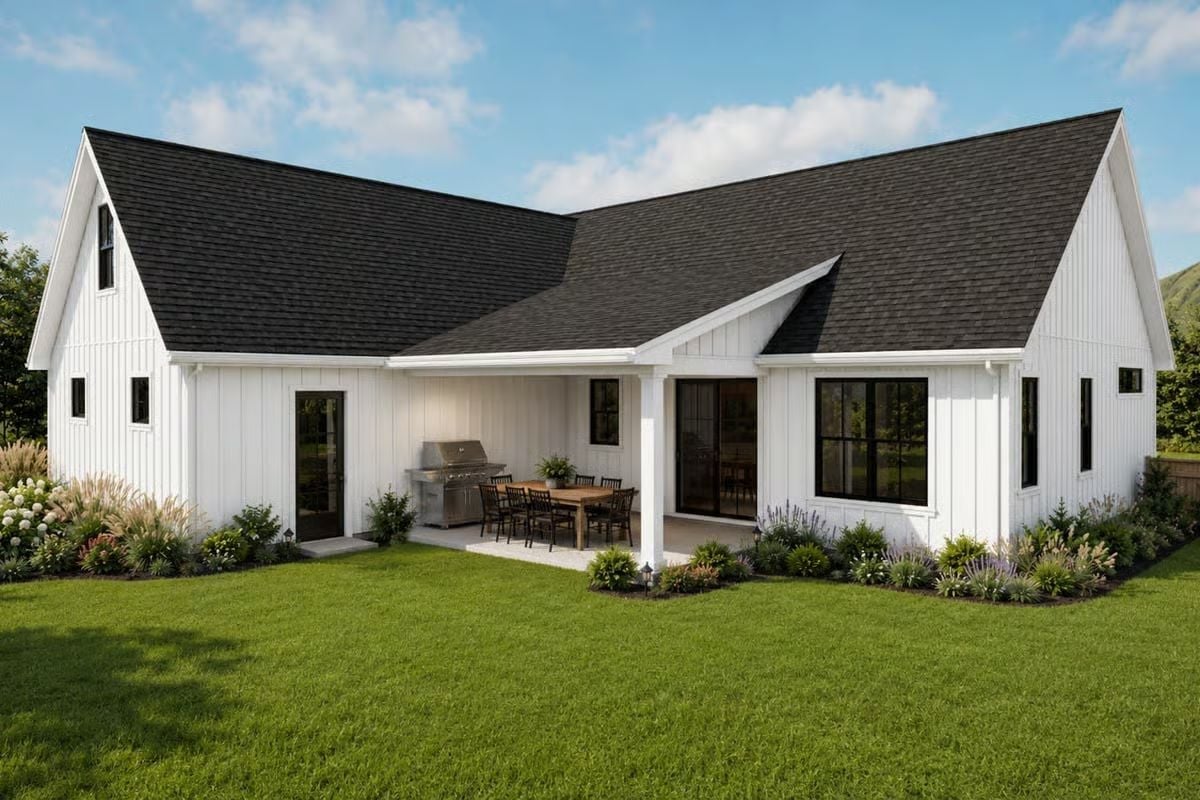 Covered Patio With a Grill Station Built for Actual Outdoor Entertaining