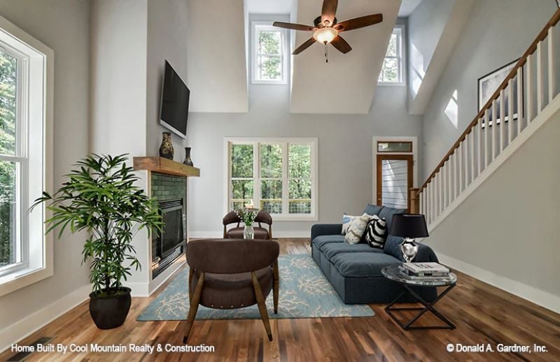 Vaulted Ceilings Do the Heavy Lifting When Furniture Can't