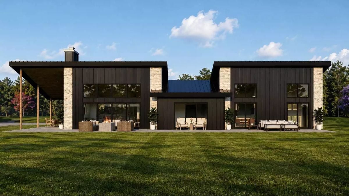 Dark Board-and-Batten Exterior Proves Black Homes Don't Have to Feel Cold