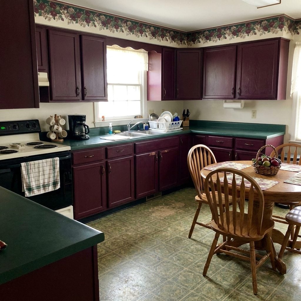 Burgundy and Hunter Green 1990s Kitchens
