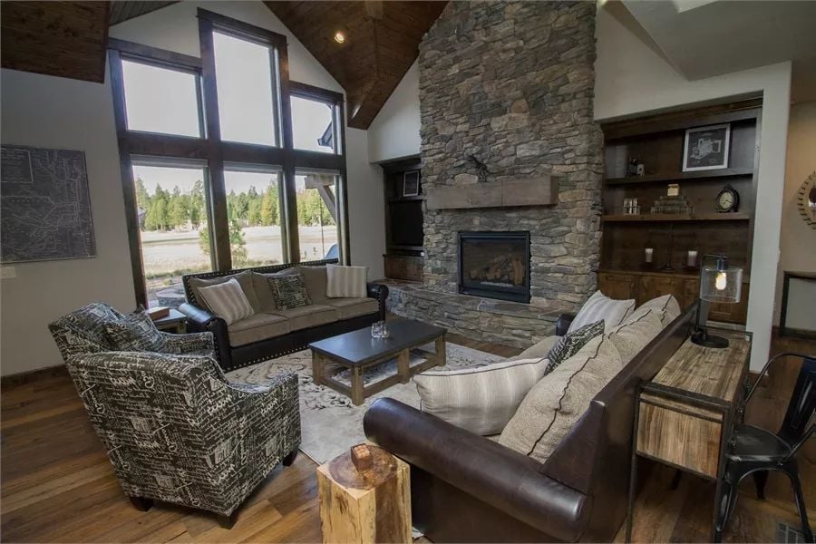 Floor-to-Ceiling Stone and a Vaulted Wood Ceiling That Earn Their Keep