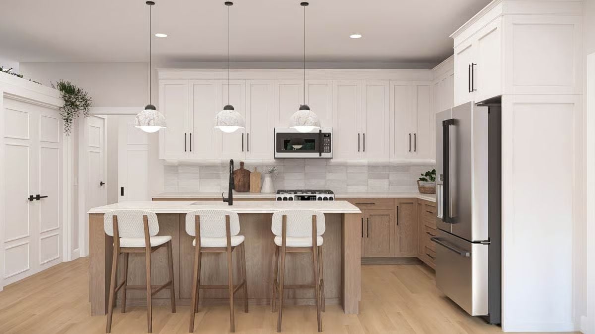 White Uppers, Warm Lowers, and a Kitchen Island That Actually Has Seats