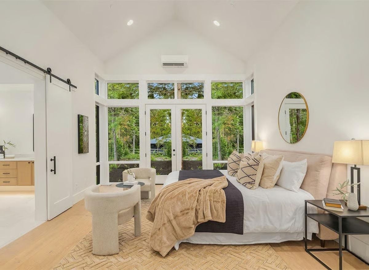 Barn Door on One Side, Forest on the Other — This Bedroom Has Range