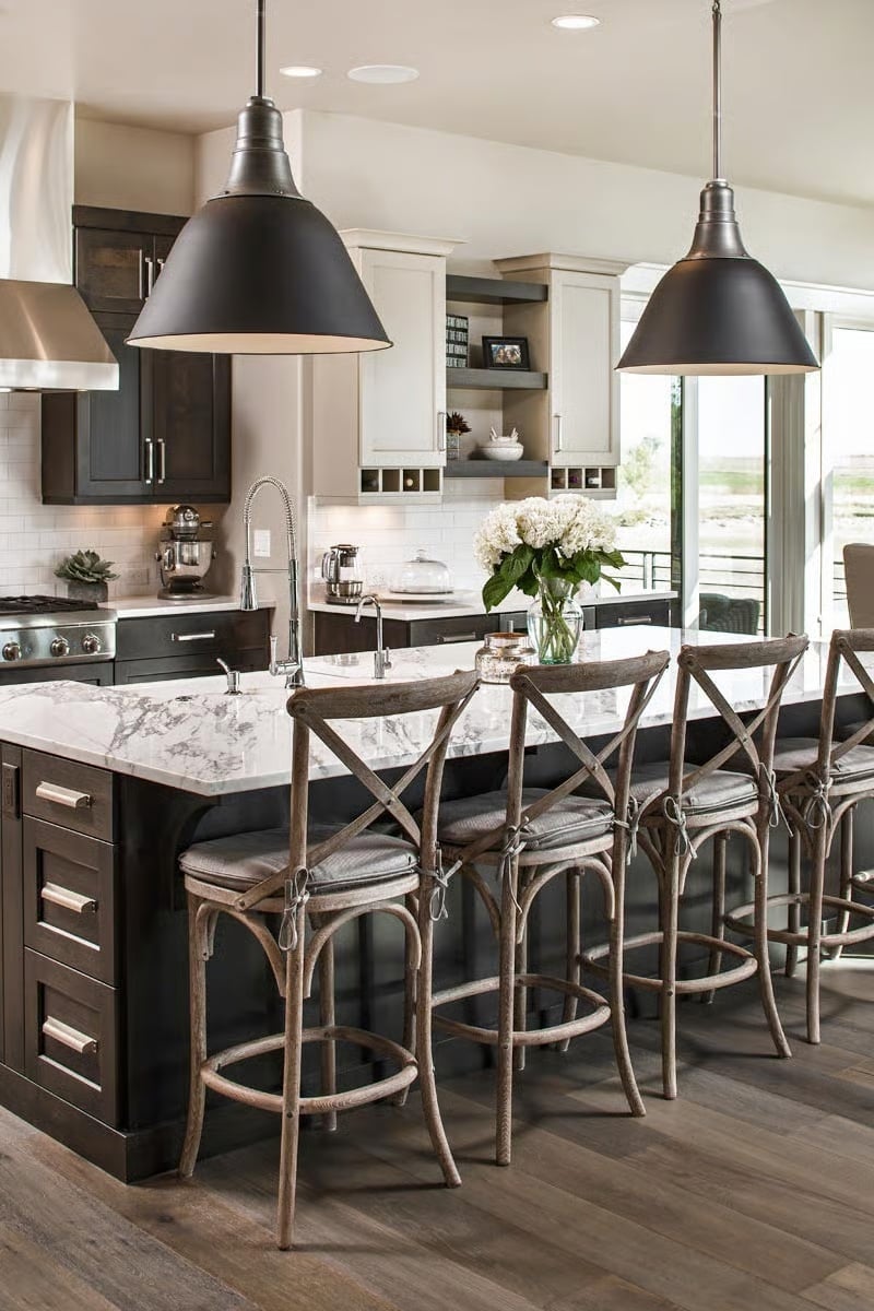 Dark Cabinets, Marble Island, and Bar Stools That Clearly Have No Fear of Contrast