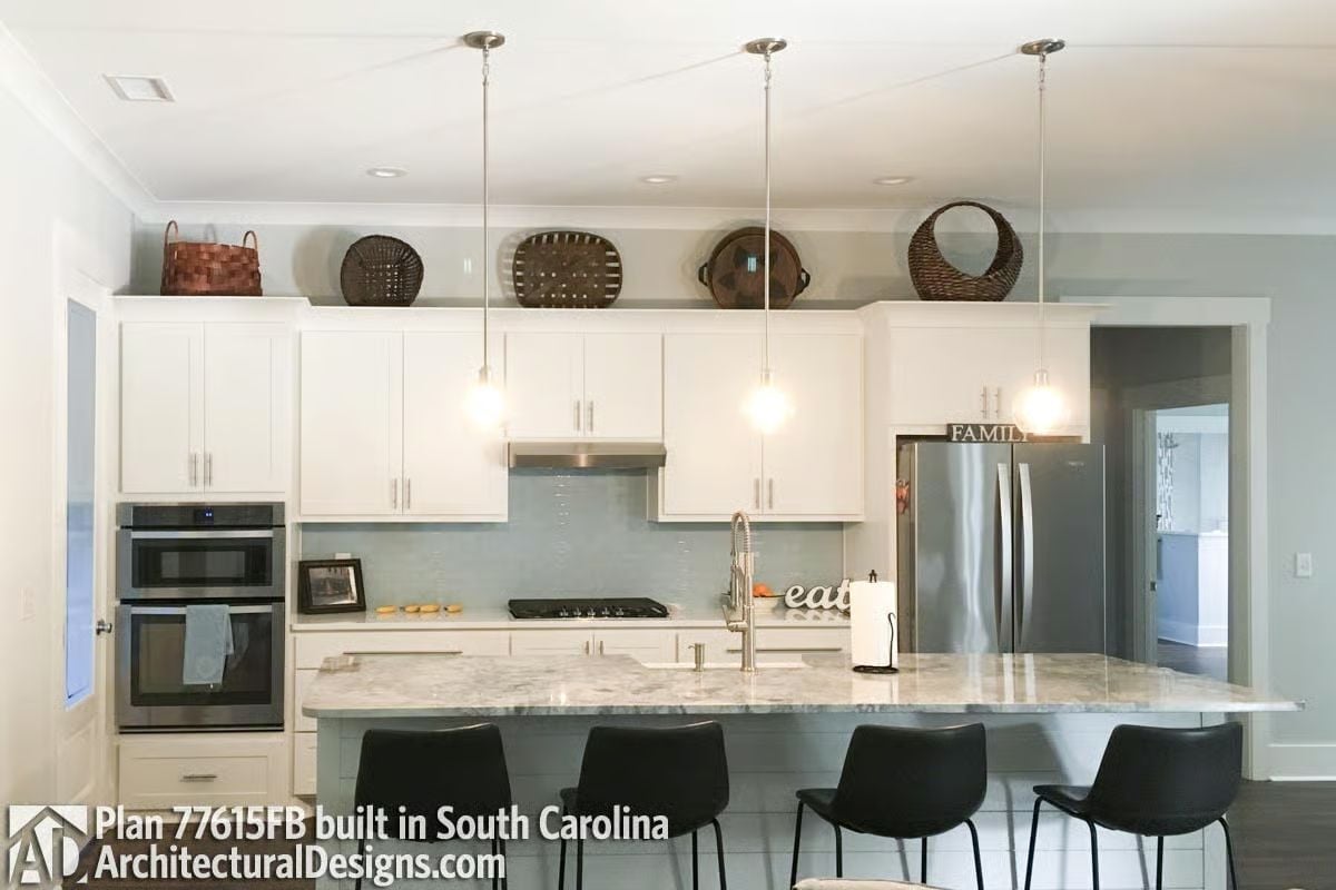 Pendant Lights Hung This Low Over an Island Change How the Whole Kitchen Feels