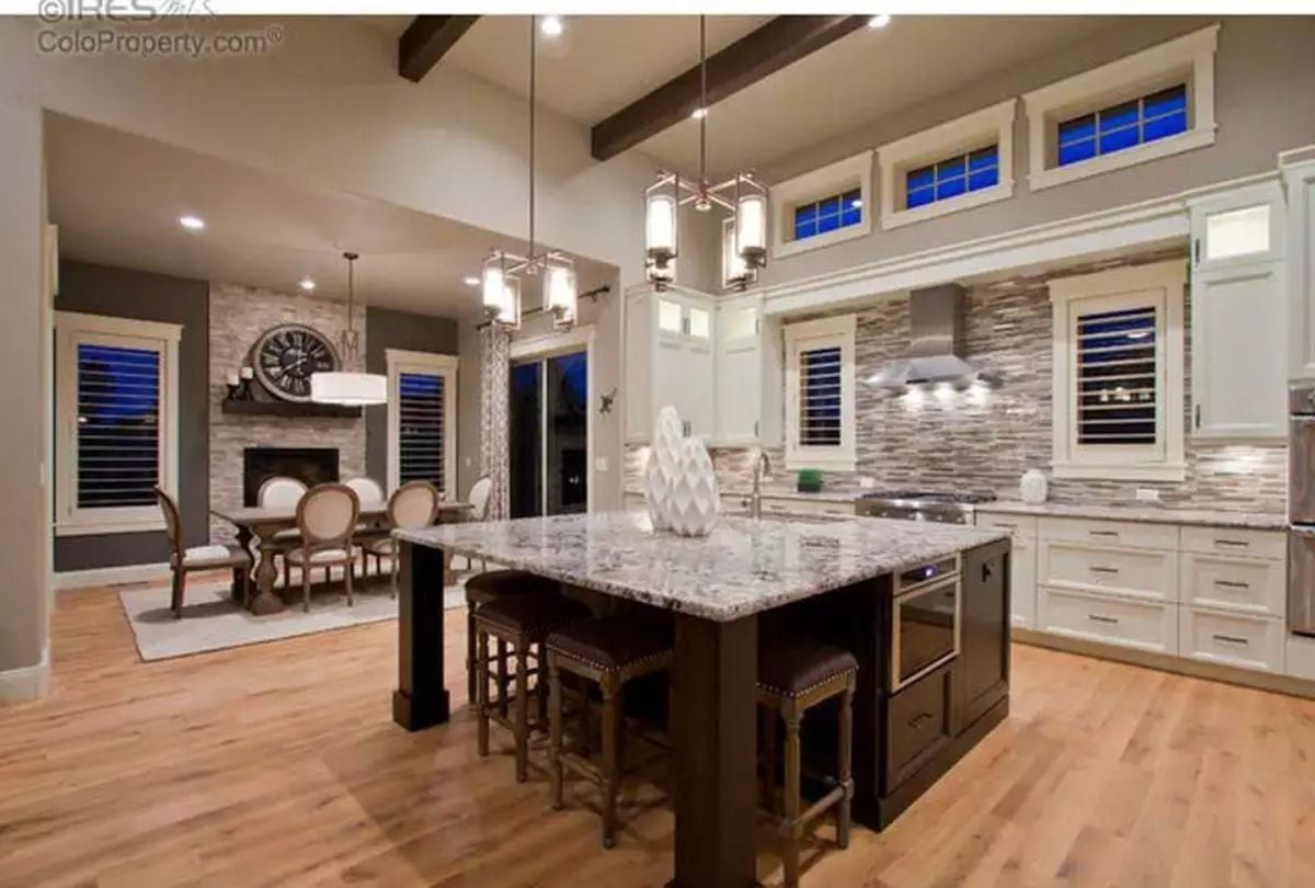 Granite Island Big Enough to Host Thanksgiving and Avoid Eye Contact