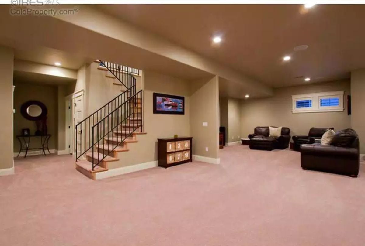 Recessed Lighting, Pink Carpet, and Leather Seating That Waited Patiently for Everyone to Leave