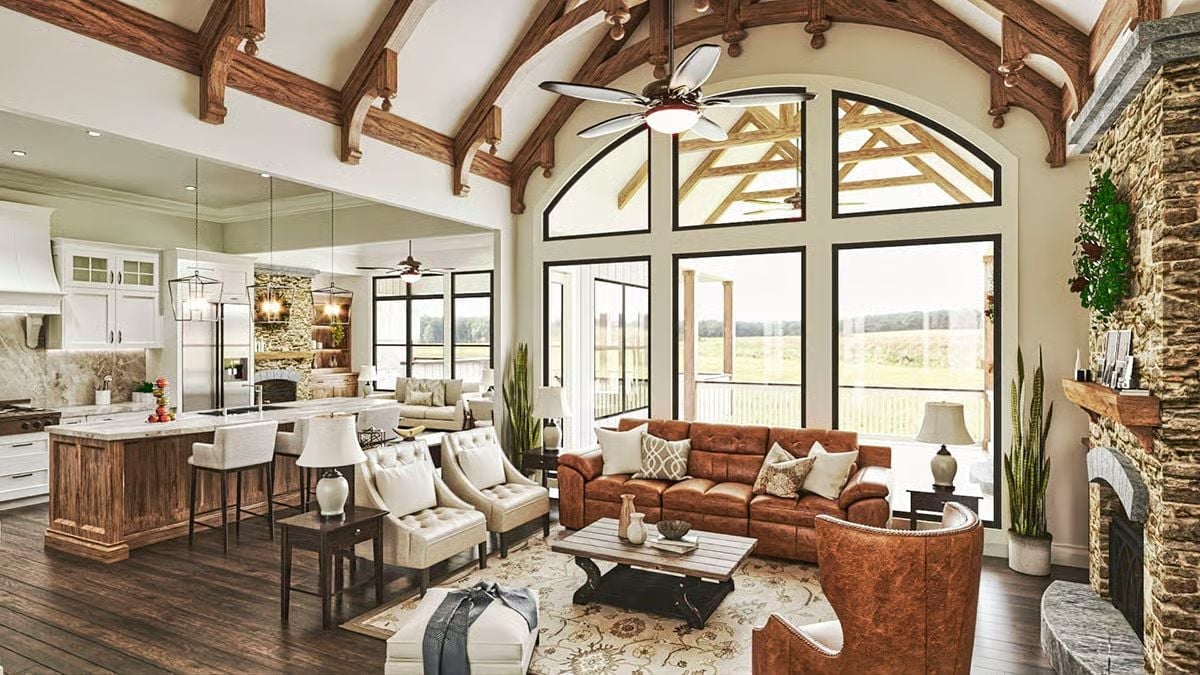 Vaulted Beams and Leather Sofas Built for Settling In After a Long Day