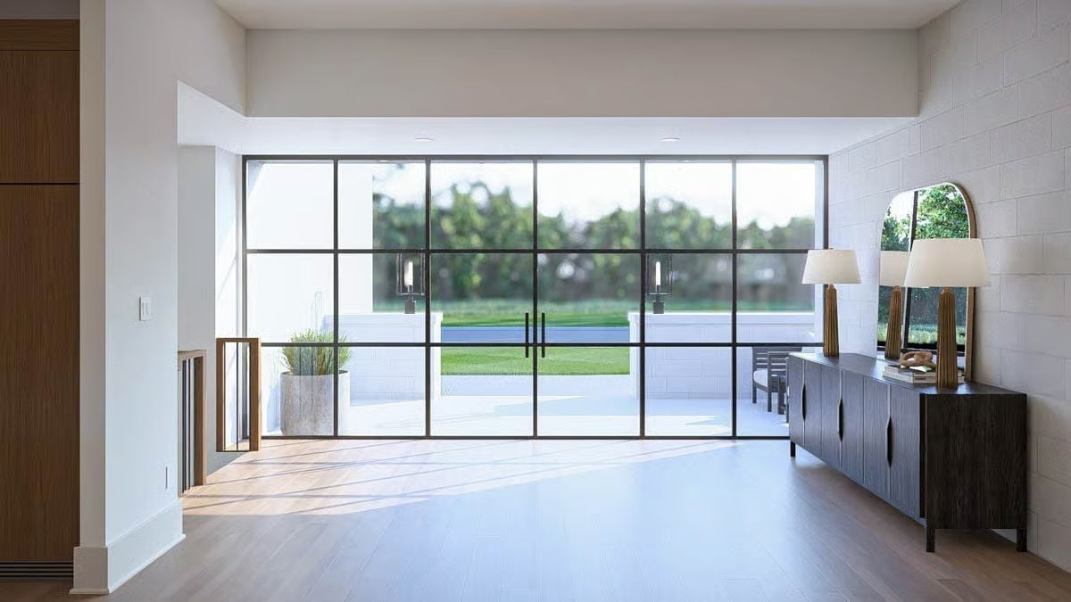 Steel-Frame Glass Walls That Dissolve the Line Between Inside and Out