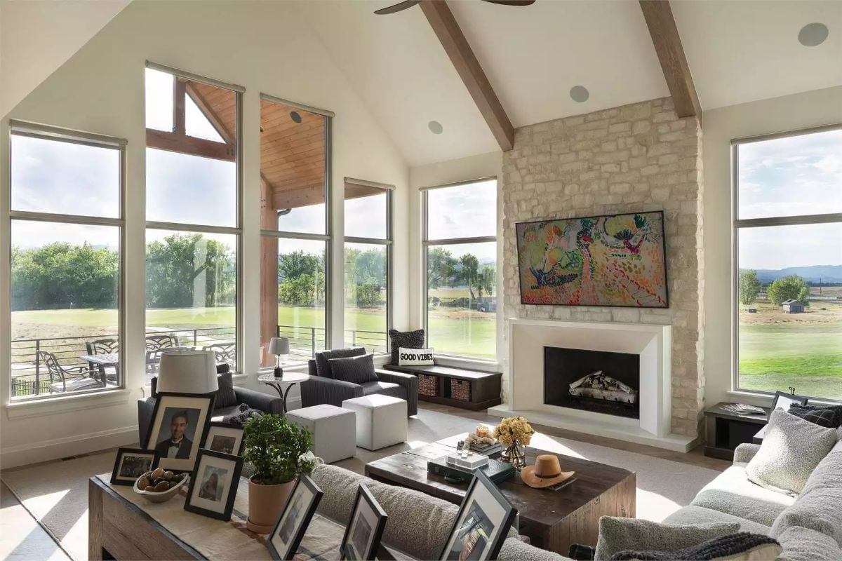 Vaulted Ceilings and Stone Make Every View Work Harder