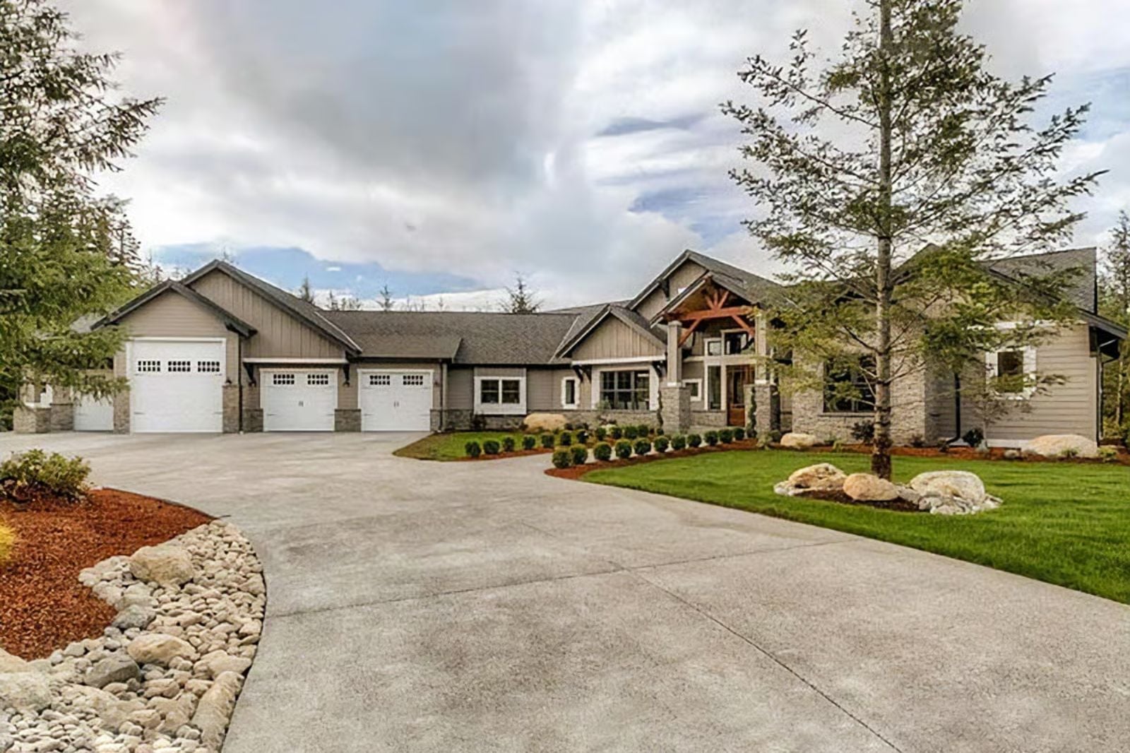 Silvertip 4-Bedroom Mountain Ranch with 4-Car Garage Designed for Self-Made Homeowners Finally Building What They Always Wanted (Floor Plan)