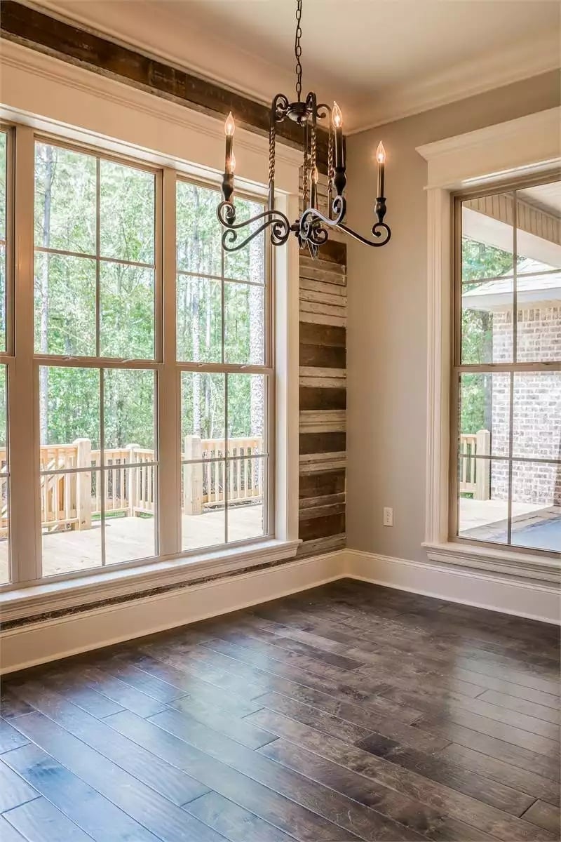 Reclaimed Wood Accent Wall Pulls the Whole Farmhouse Look Together