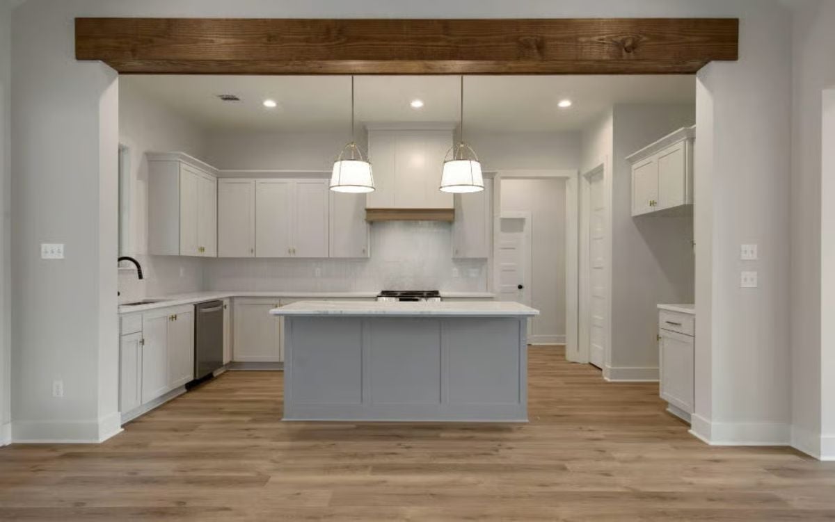 Gold Hardware on White Cabinets Is a Small Detail That Earns Its Keep