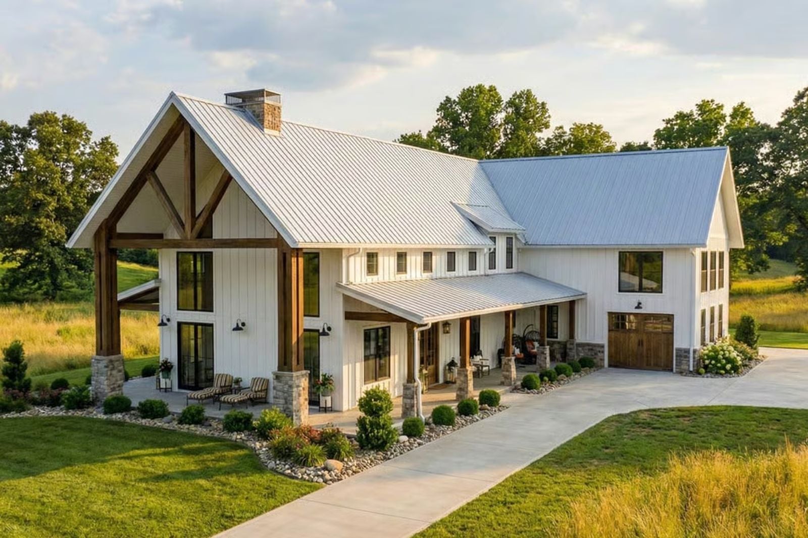 Wrenford 4-Bedroom Modern Farmhouse Barndominium with Bonus Room Designed for Families Who Actually Like Spending Time Together (Floor Plan)