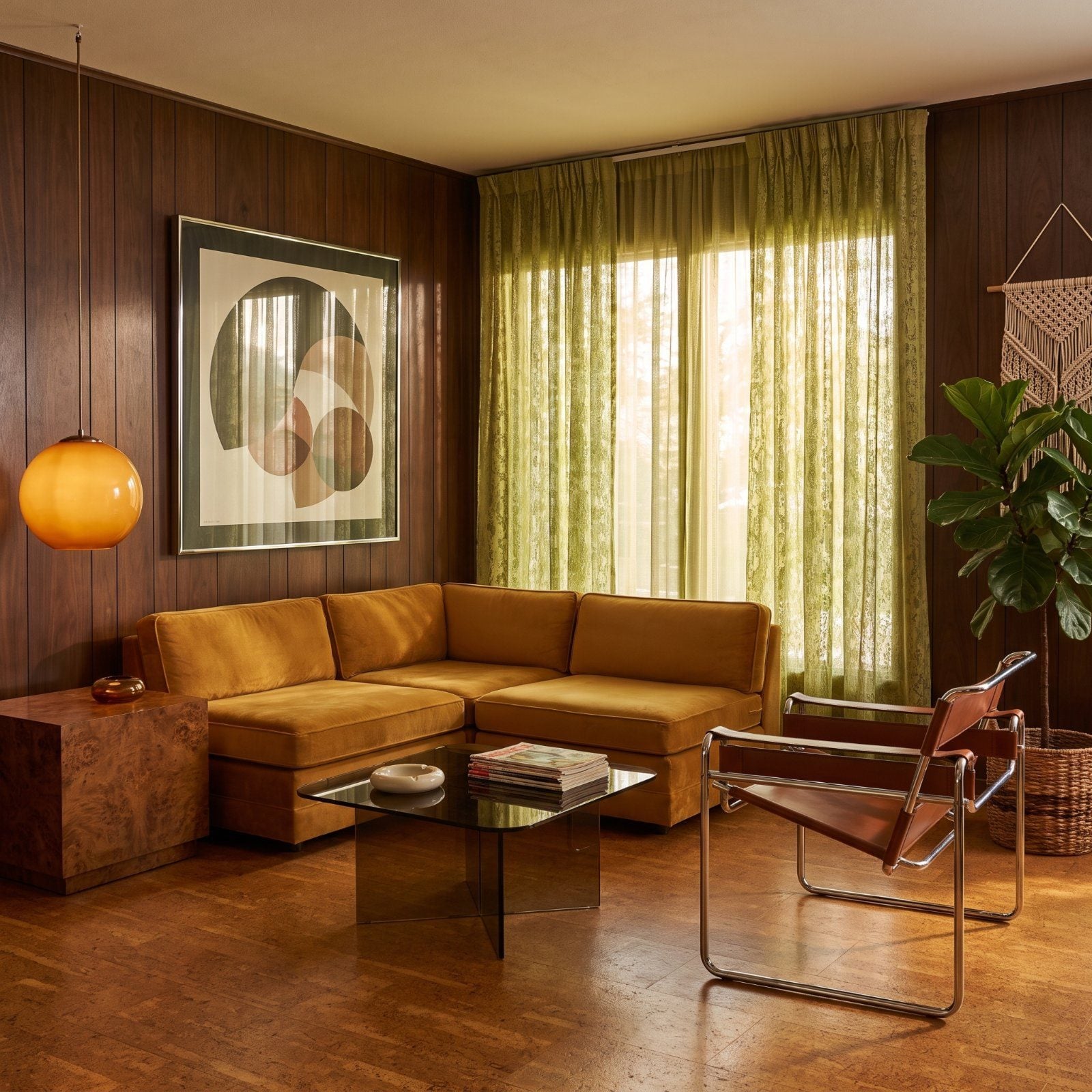 27 Things 1970s Living Rooms Had That Are Coming Back Into Style