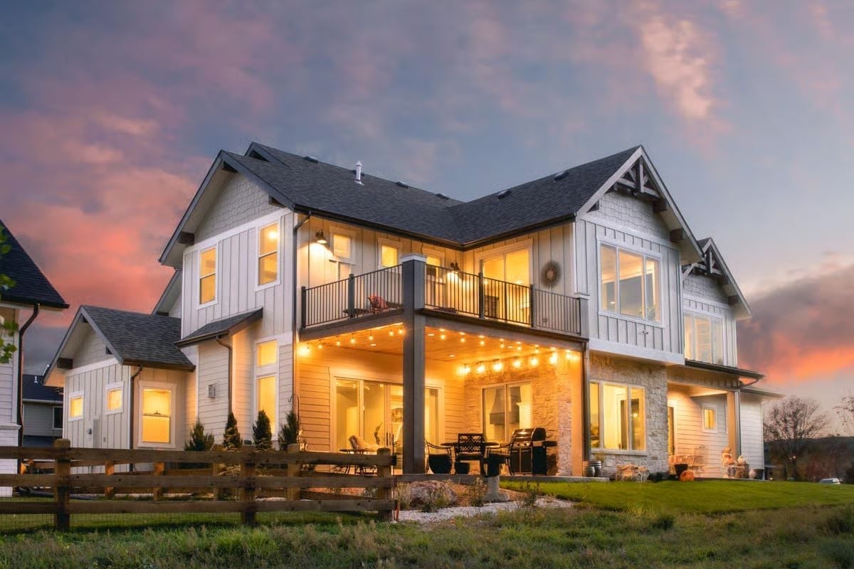 Warm Light Spills Out at Dusk From Every Corner of This Mountain Craftsman