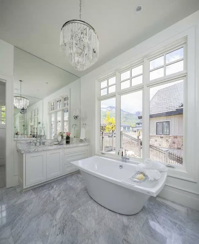 Freestanding Tub Positioned to Catch the Mountain View at Every Angle