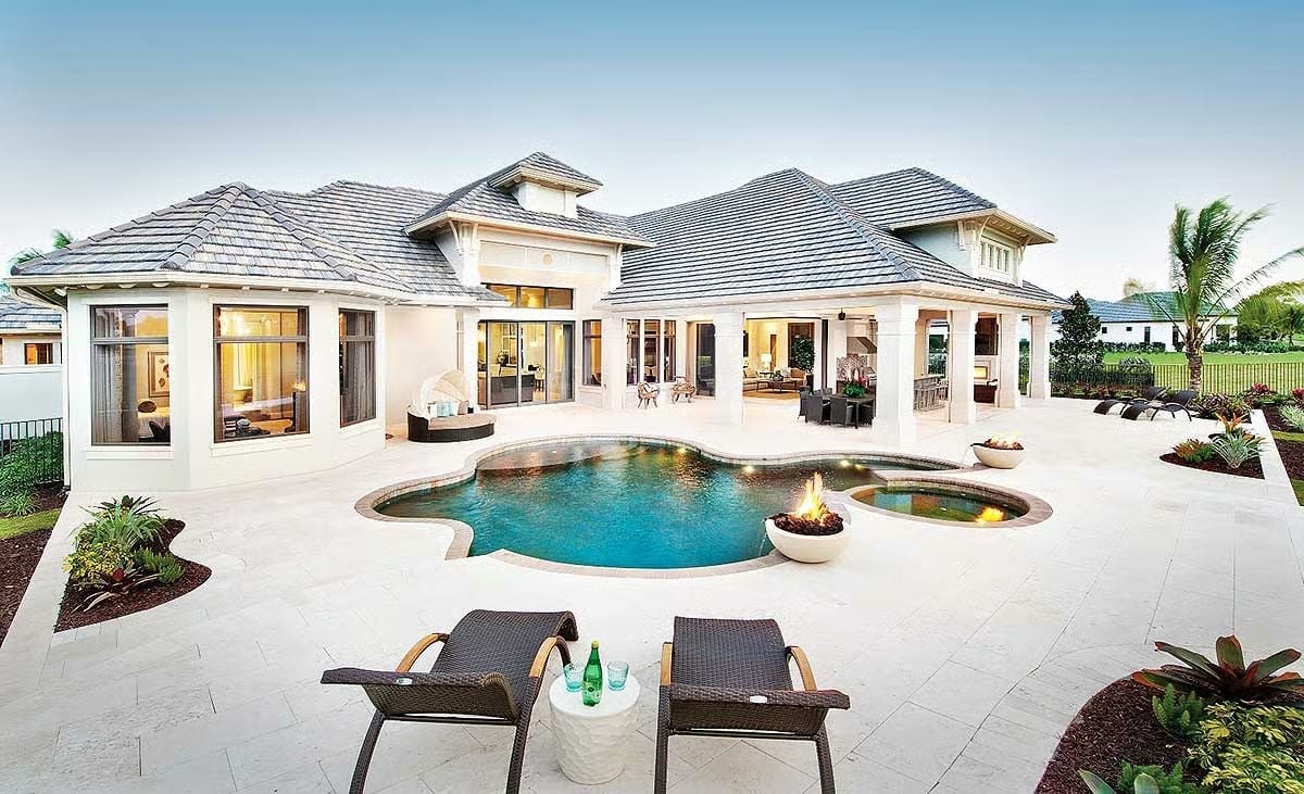 Freeform Pool With a Fire Bowl at Its Center Earns Every Square Foot of Patio