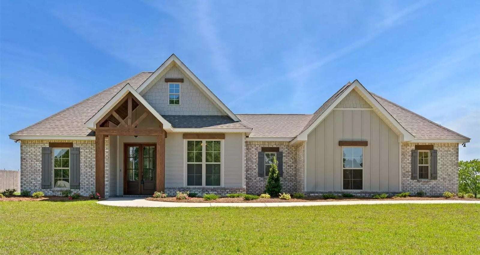 Carrollton 4-Bedroom Country with Open-Concept Great Room Designed for Families Who Actually Like Spending Time Together (Floor Plan)