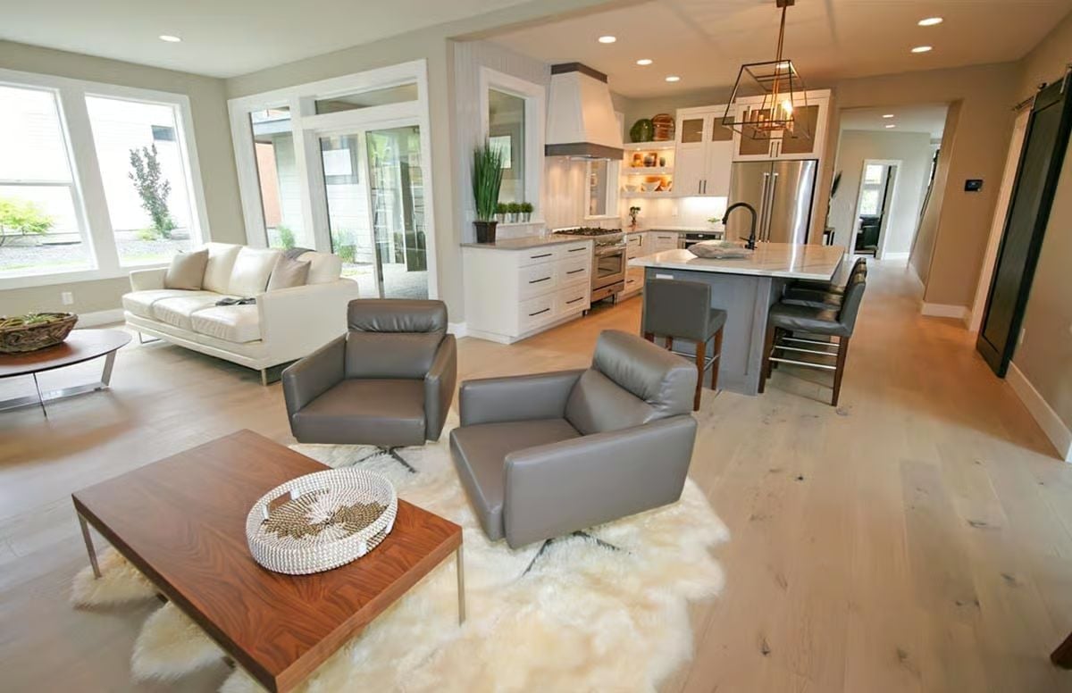 Open-Plan Living Where the Kitchen and Living Room Actually Earn Each Other's Company