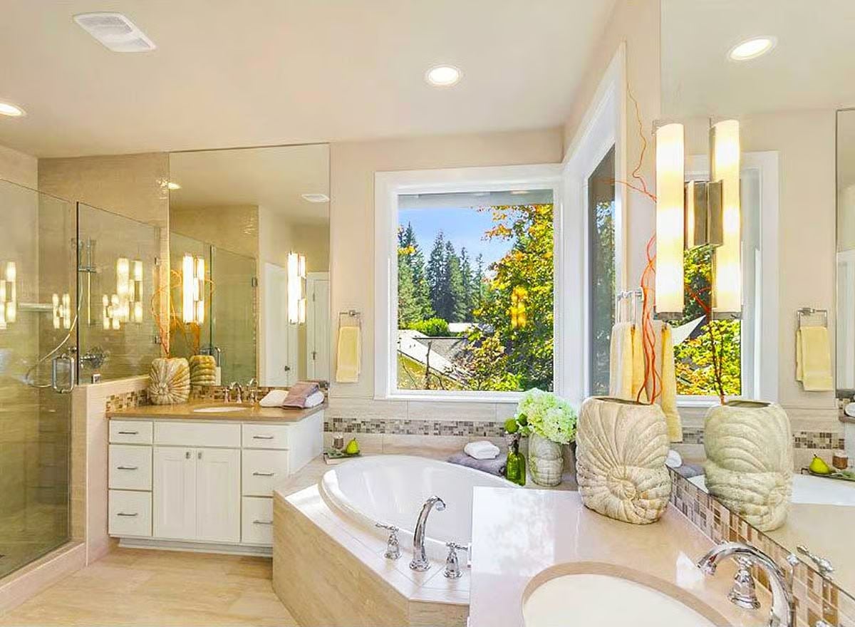 Mosaic Tile and a Corner Soaking Tub Bring Spa Logic to a Master Bath