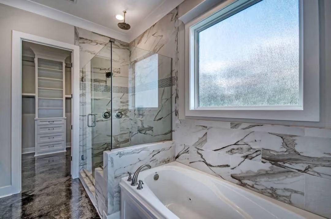Calacatta Marble From Floor to Ceiling, Zero Apologies