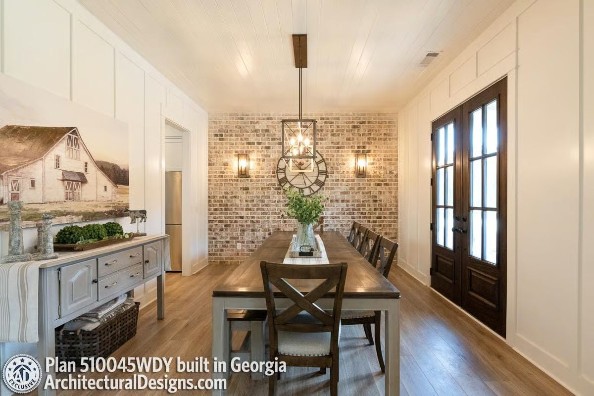 Whitewashed Brick Accent Wall That Makes the Dining Room Feel Permanent