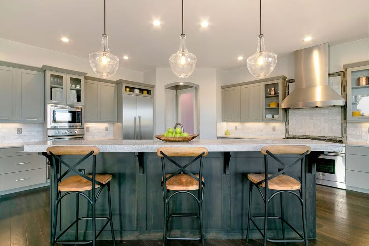 Glass Pendants and a Two-Tone Island That Earns Its Square Footage